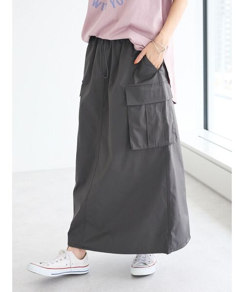 CRAFT STANDARD BOUTIQUE(クラフトスタンダードブティック)の「カーゴバルーンナロースカート(スカート・レディース・カーキ/チャコールグレー/グレイッシュベージュ・FREE)」の4枚目の写真