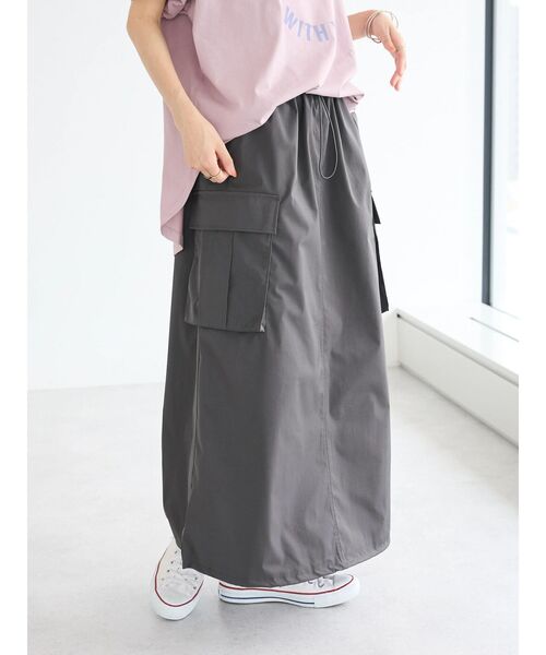 CRAFT STANDARD BOUTIQUE(クラフトスタンダードブティック)の「カーゴバルーンナロースカート(スカート・レディース・カーキ/チャコールグレー/グレイッシュベージュ・FREE)」の18枚目の写真