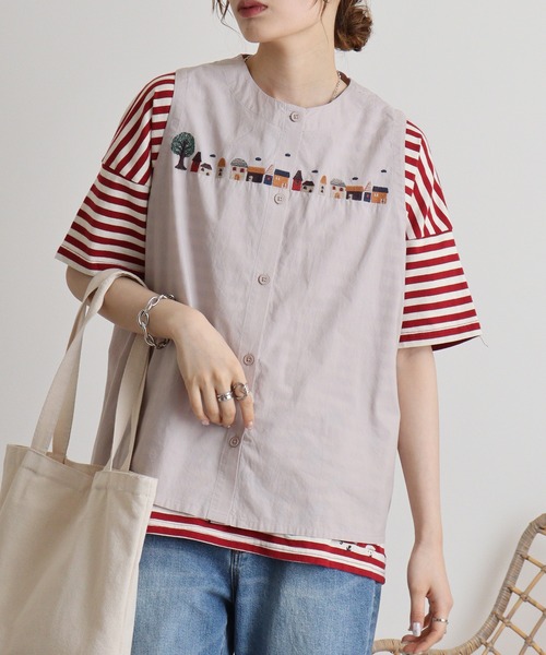 Emago(イマゴ)の「EMAGO 街刺繍ベスト(ベスト・レディース・ネイビー/グレー/ライトベージュ・FREE)」の18枚目の写真