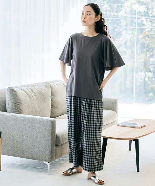 and myera（アンド マイラ）の「ａｎｄ　ｍｙｅｒａ　フレア袖のＴシャツ（Tシャツ/カットソー・レディース・ネイビー/ブルー/チャコールグレー・X-LARGE/LARGE/MEDIUM/SMALL）」の4枚目の写真