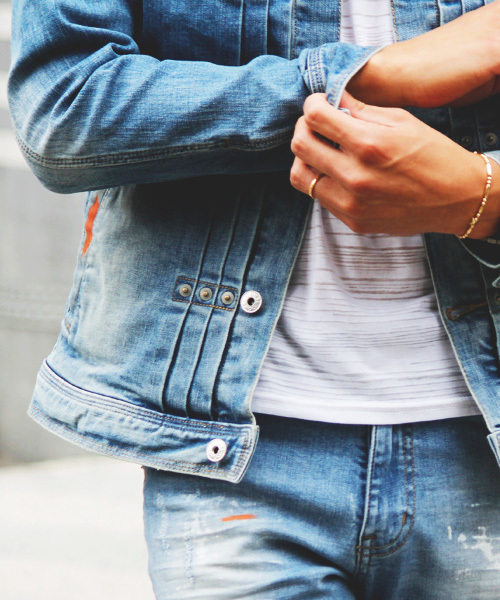 DOWBL（ダブル）の「ストレッチブラストジーンJKT（デニムジャケット・メンズ・インディゴブルー/ライトインディゴブルー・42/44/46）」の5枚目の写真