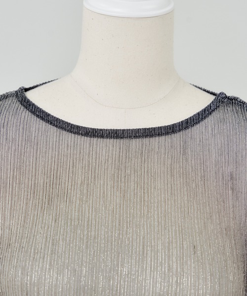 one after another NICE CLAUP(ワンアフターアナザーナイスクラップ)の「【ZOZO限定商品】ラメプリーツシアートップス(Tシャツ/カットソー・レディース・ブラック/シルバー/ピンク/ホワイト・FREE)」の7枚目の写真