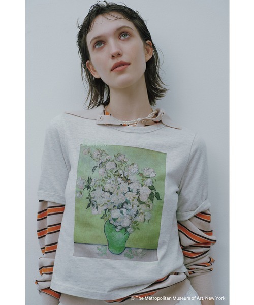 LILY BROWN（リリーブラウン）の「【The Metropolitan Museum of Art】バリエーションリンガーTシャツ（Tシャツ/カットソー・レディース・ネイビー/ライトグレー/ライトブルー/アイボリー・FREE）」の6枚目の写真