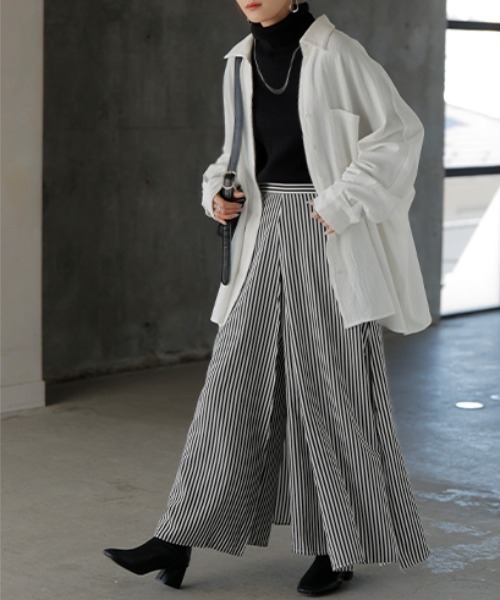 HUG.U(ハグユー)の「シフォンガウチョパンツ(その他パンツ・レディース・グレー系その他/ブラック系その他/マジェンタ/ブラック系その他2/グレー×ホワイト/グリーン系その他/ブルー系その他/ロイヤルブルー/ダークグレー/レッド系その他/ブラック×ホワイト・L/M/2XL/XL)」の22枚目の写真