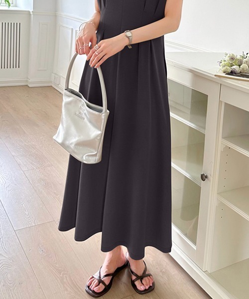 セール】前後2wayで楽しめる ウエストタックワンピース フロントジップ