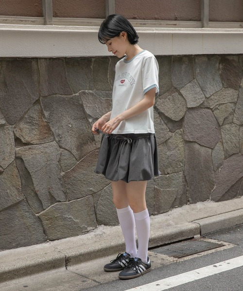 MAZZZZY(マジ―)の「MAZZZZY/カレッジロゴT(Tシャツ/カットソー・レディース・ホワイト/ブラック・FREE)」の22枚目の写真