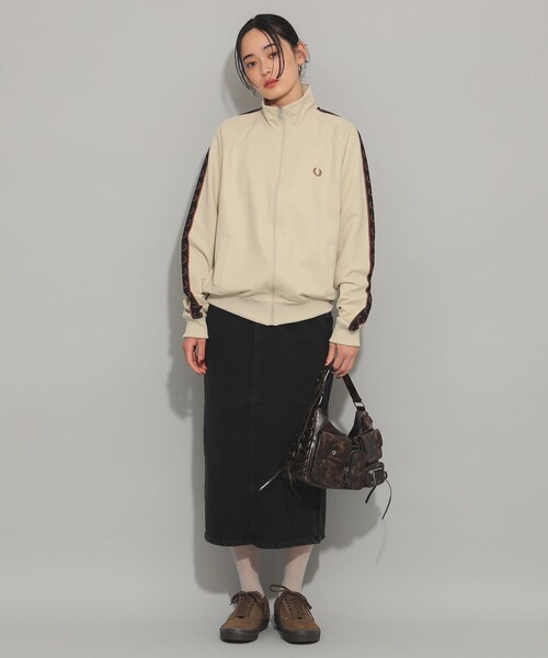 FRED PERRY(フレッドペリー)の「FRED PERRY / Contrast Tape Track Jacket(ジャージ・レディース・オフホワイト・SMALL)」の8枚目の写真