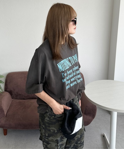 sedacle(セダクル)の「パウダーブリーチT(Tシャツ/カットソー・メンズ・チャコールグレー/オフホワイト/ピンク・LARGE/MEDIUM/SMALL)」の6枚目の写真
