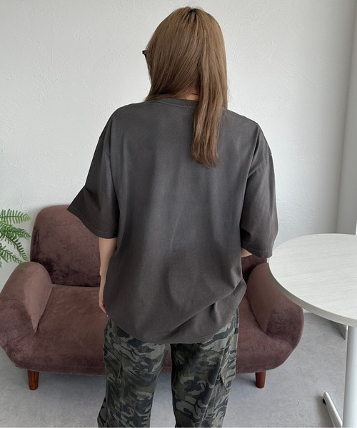sedacle(セダクル)の「パウダーブリーチT(Tシャツ/カットソー・メンズ・チャコールグレー/オフホワイト/ピンク・LARGE/MEDIUM/SMALL)」の7枚目の写真