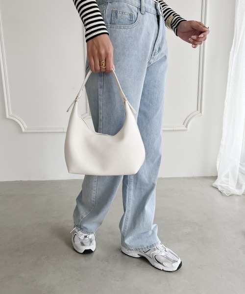wears(ウェアーズ)の「合成皮革 ワンハンドルバッグ(ハンドバッグ・レディース・グリーン/ホワイト/ブラック/シルバー/アイボリー/グレイッシュベージュ・FREE)」の9枚目の写真