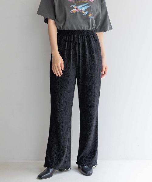 LOWRYS FARM（ローリーズファーム）の「シャイニーベロアパンツ　136328（その他パンツ・レディース・チャコールグレー/ブラック/アイボリー/ブルー・FREE）」の3枚目の写真