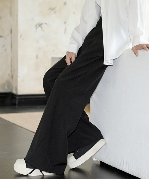 FVLMEN（フルメン）の「【FVLMEN】solid cut loose slacks/ソリッド カット ルーズ スラックス（スラックス・メンズ・ブラウン/グレー/ブラック・MEDIUM/LARGE/X-LARGE）」の9枚目の写真