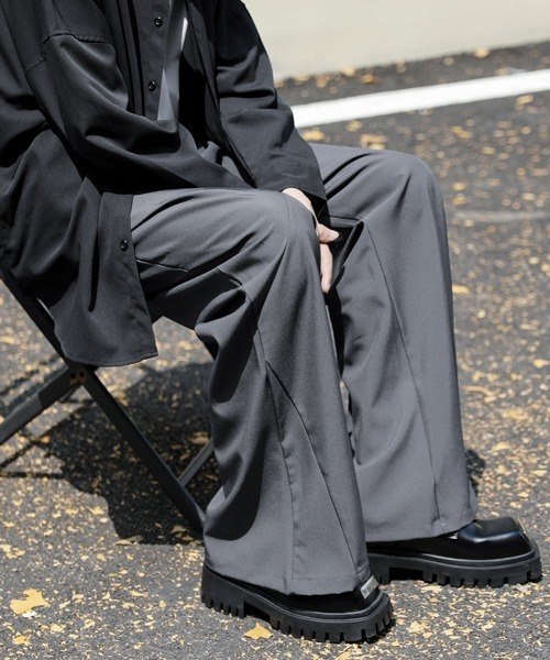 FVLMEN（フルメン）の「【FVLMEN】solid cut loose slacks/ソリッド カット ルーズ スラックス（スラックス・メンズ・ブラウン/グレー/ブラック・MEDIUM/LARGE/X-LARGE）」の21枚目の写真