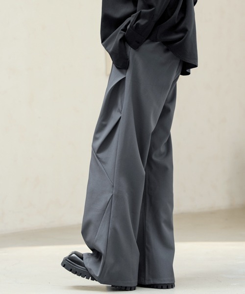 FVLMEN（フルメン）の「【FVLMEN】solid cut loose slacks/ソリッド カット ルーズ スラックス（スラックス・メンズ・ブラウン/グレー/ブラック・MEDIUM/LARGE/X-LARGE）」の18枚目の写真