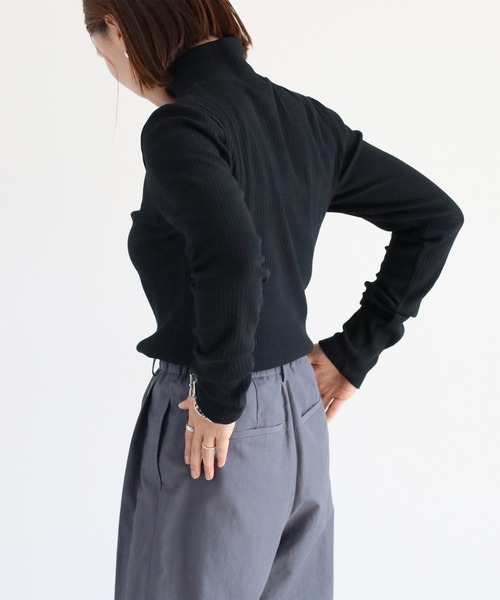 cepo（セポ）の「タートルネックプルオーバー（Tシャツ/カットソー・レディース・ブラック/オフホワイト/ブラウン系その他/ホワイト系その他/ブルー系その他・M）」の18枚目の写真