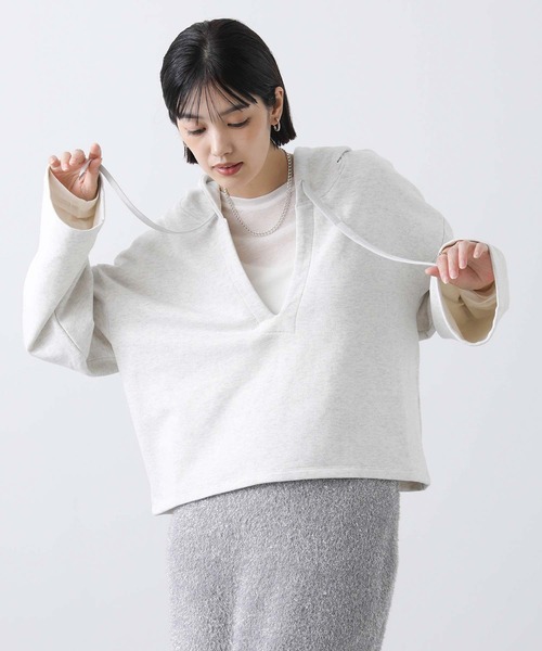 【セール】クロップドＶネックフーディー（Tシャツ/カットソー）｜Gready Brilliant（グレディブリリアン）
