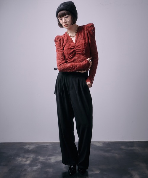 SEN TOKYO(セントーキョー)の「レースVネック スカラップデザイン シアートップス(Tシャツ/カットソー・レディース・ホワイト/ブラウン/レッド/ブラック・FREE)」の13枚目の写真