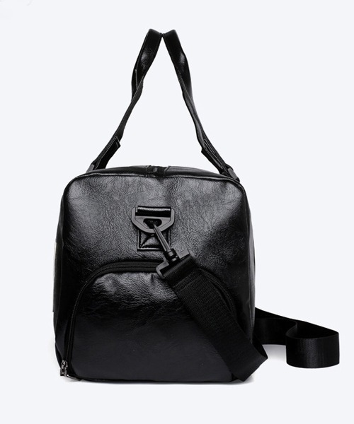 Fun & Daily(ファンアンドデイリー)の「Travel & Training PU Leather Bag(ボストンバッグ・メンズ・ブラウン/ブラック・FREE)」の4枚目の写真