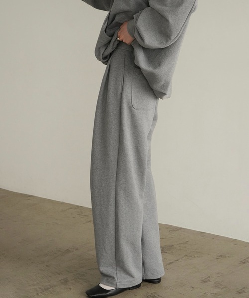 TWO TUCK SWEAT PANTS（スラックス）｜CLANE（クラネ）のファッション