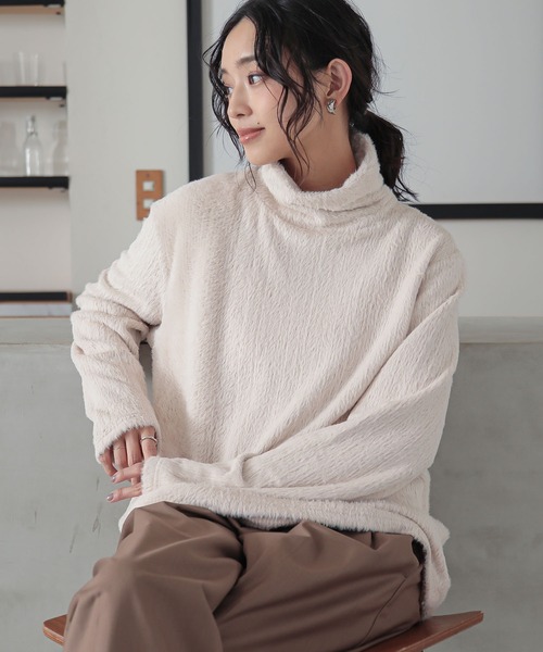 n'OrLABEL（ノアールレーベル）の「シャギータートルネックカットソー（Tシャツ/カットソー・レディース・ブラック/グリーン/アイボリー/モカ・1/2）」の2枚目の写真