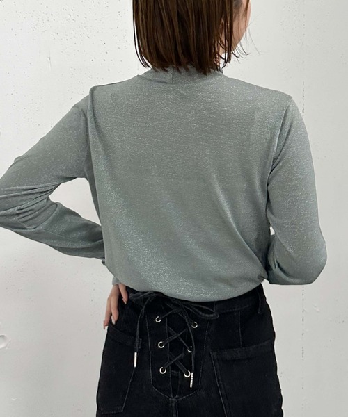 archives(アルシーヴ)の「ハイネックラメシアーTOPS(Tシャツ/カットソー・レディース・グレー/ブラック/グレイッシュベージュ/グリーン・MEDIUM)」の21枚目の写真