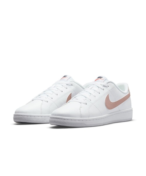NIKE(ナイキ)の「ナイキ NIKE ナイキ コート ロイヤル 2 NN(スニーカー・レディース・ホワイト×ピンク・23.0cm/23.5cm/24.0cm/24.5cm/25.0cm)」の3枚目の写真