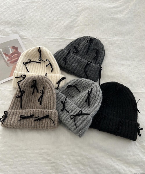 TONE SELECT GOODS(トーンセレクトグッズ)の「pur chouchou/リボン付きニット帽 P4387(ニットキャップ/ビーニー・レディース・ホワイト/ブラック/ダークグレー/ベージュ/グレー・FREE)」の8枚目の写真