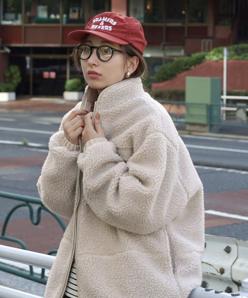 zootie（ズーティー）の「【着ぶくれしにくいgoodなバランス】 Good-Balance ボアアウター［ハイネックジャケット］（ブルゾン・レディース・アイボリー/カーキ/ブラウン・フリー）」の7枚目の写真