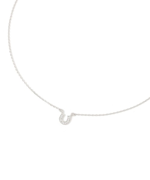 LAKOLE（ラコレ）の「ビジューホースシューネックレス / 246084（ネックレス・レディース・その他2/その他1・FREE）」の2枚目の写真