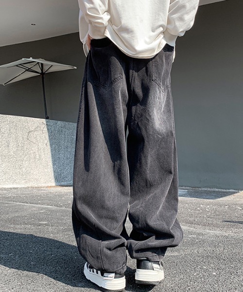 link lot(リンクロット)の「ルーズシルエットカーブデニムイージーパンツ(デニムパンツ・メンズ・ブラック/ブルー・M/L)」の5枚目の写真