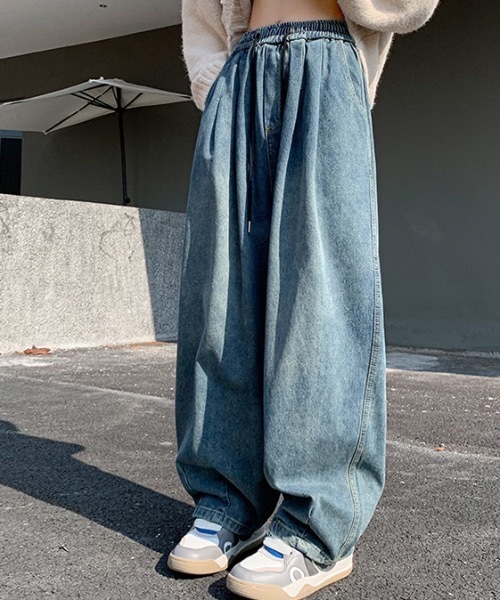 link lot(リンクロット)の「ルーズシルエットカーブデニムイージーパンツ(デニムパンツ・メンズ・ブラック/ブルー・M/L)」の11枚目の写真