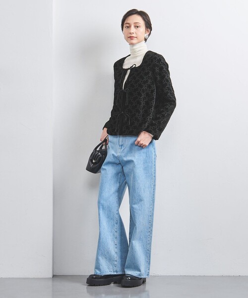 UNITED ARROWS（ユナイテッドアローズ）の「ベルベット エンブロイダリーフラワーリボン ジャケット（ノーカラージャケット・レディース・ブラック・36/38）」の2枚目の写真