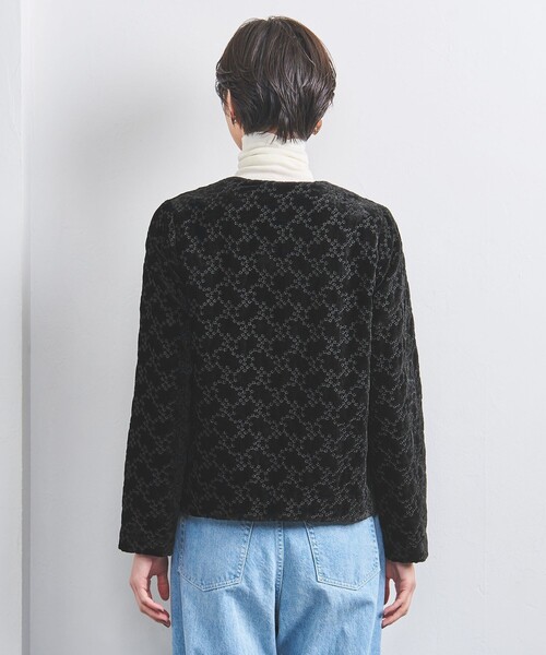 UNITED ARROWS（ユナイテッドアローズ）の「ベルベット エンブロイダリーフラワーリボン ジャケット（ノーカラージャケット・レディース・ブラック・36/38）」の7枚目の写真
