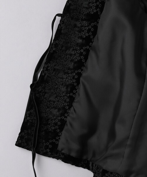 UNITED ARROWS（ユナイテッドアローズ）の「ベルベット エンブロイダリーフラワーリボン ジャケット（ノーカラージャケット・レディース・ブラック・36/38）」の13枚目の写真