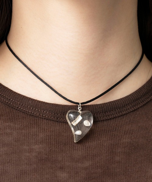 Casselini（キャセリーニ）の「Casselini(キャセリーニ)ジュレハートチョーカー（チョーカー・レディース・ホワイト/レッド/クリア・FREE）」の2枚目の写真