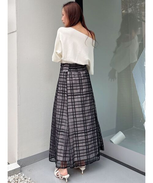 MERCURYDUO（マーキュリーデュオ）の「ドルマンスリーブニット（ニット/セーター・レディース・ライトグレー/オフホワイト/ブラック・FREE）」の6枚目の写真