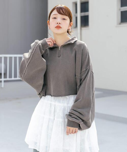 KBF（ケイビーエフ）の「ハーフZIPリメイクスウェット（スウェット・レディース・ブラウン/アイボリー/ライトブルー・ONE）」の22枚目の写真