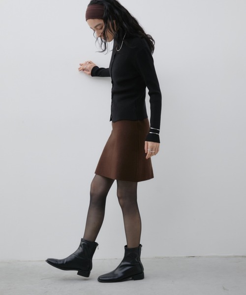 Aunt Marie's（アントマリーズ）の「2WAYハイネックリブニット（ニット/セーター・レディース・ブラック/アイボリー/ライトグレー/イエロー/ブラウン/レッド/グレイッシュベージュ・FREE）」の14枚目の写真