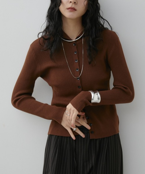 Aunt Marie's（アントマリーズ）の「2WAYハイネックリブニット（ニット/セーター・レディース・ブラック/アイボリー/ライトグレー/イエロー/ブラウン/レッド/グレイッシュベージュ・FREE）」の17枚目の写真