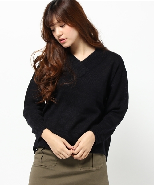 earth music&ecology（アースミュージックアンドエコロジー）の「ゆるＶニットプルオーバー（ニット/セーター・レディース・ネイビー/ワインレッド/モスグリーン/杢グレー・FREE）」の13枚目の写真