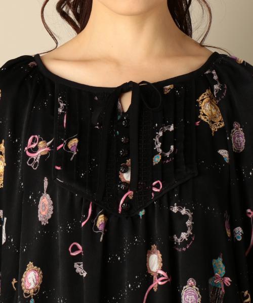 DOLLY GIRL BY ANNA SUI（ドーリーガール バイ アナ スイ）の