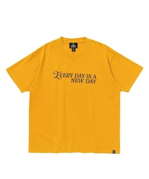MAGIC NUMBER(マジック ナンバー)の「【MAGIC NUMBER】 EVERY DAY T-SHIRT エブリデイティーシャツ(Tシャツ/カットソー・メンズ・ブラック/イエロー/ネイビー/グリーン・MEDIUM/LARGE/X-LARGE)」の4枚目の写真