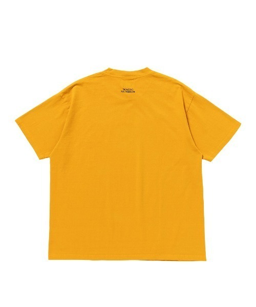 MAGIC NUMBER(マジック ナンバー)の「【MAGIC NUMBER】 EVERY DAY T-SHIRT エブリデイティーシャツ(Tシャツ/カットソー・メンズ・ブラック/イエロー/ネイビー/グリーン・MEDIUM/LARGE/X-LARGE)」の16枚目の写真