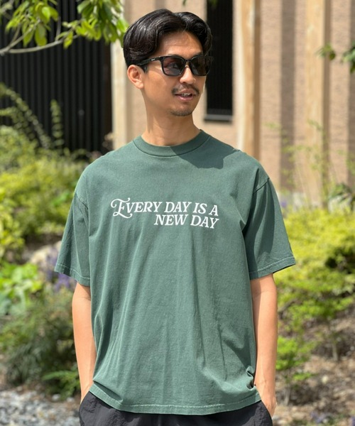 MAGIC NUMBER(マジック ナンバー)の「【MAGIC NUMBER】 EVERY DAY T-SHIRT エブリデイティーシャツ(Tシャツ/カットソー・メンズ・ブラック/イエロー/ネイビー/グリーン・MEDIUM/LARGE/X-LARGE)」の10枚目の写真