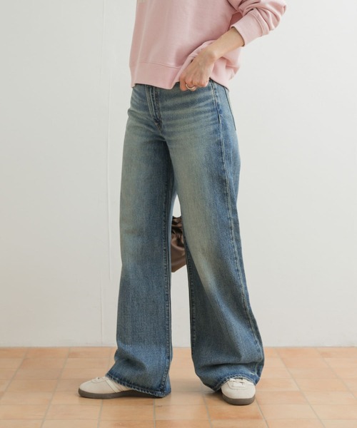 Levi's(リーバイス)の「Levis Exclusive RIBCAGE WIDE(デニムパンツ・レディース・ライトブルー・26/27/28)」の4枚目の写真