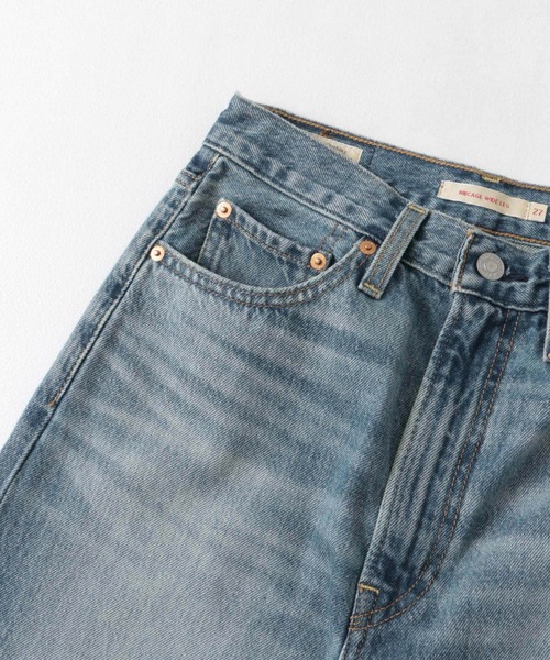 Levi's(リーバイス)の「Levis Exclusive RIBCAGE WIDE(デニムパンツ・レディース・ライトブルー・26/27/28)」の12枚目の写真