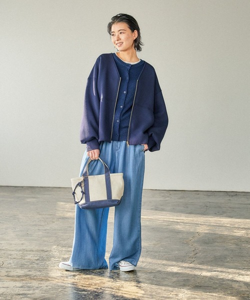 BAYFLOW（ベイフロー）の「[軽く柔らかな着心地]スポンディッシュジップブルゾン（ブルゾン・レディース・ネイビー/グレイッシュベージュ/モカ・SMALL/MEDIUM）」の15枚目の写真