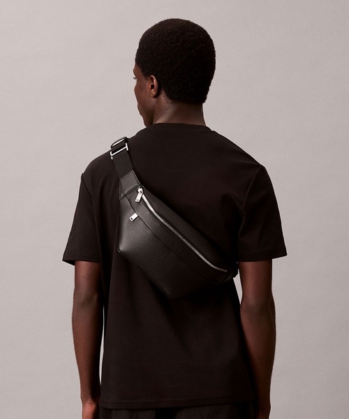 ≪翌発≫カルバンクライン クロスボディバッグ Calvin Klein｜(M)【公式ショップ】 カルバンクライン スモール
