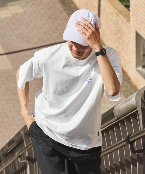 JACK PURCELL(ジャックパーセル)の「CONVERSE JACK PURCELL/コンバース ジャック パーセル ポイントロゴ刺繍/グラフィックプリント 半袖Tシャツ(Tシャツ/カットソー・メンズ・ブルー系/ブルー/オフホワイト/アッシュグレー/ホワイト系1/ホワイト系・L/M)」の13枚目の写真