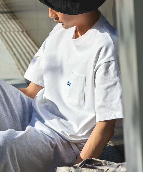 JACK PURCELL(ジャックパーセル)の「CONVERSE JACK PURCELL/コンバース ジャック パーセル ポイントロゴ刺繍/グラフィックプリント 半袖Tシャツ(Tシャツ/カットソー・メンズ・ブルー系/ブルー/オフホワイト/アッシュグレー/ホワイト系1/ホワイト系・L/M)」の19枚目の写真